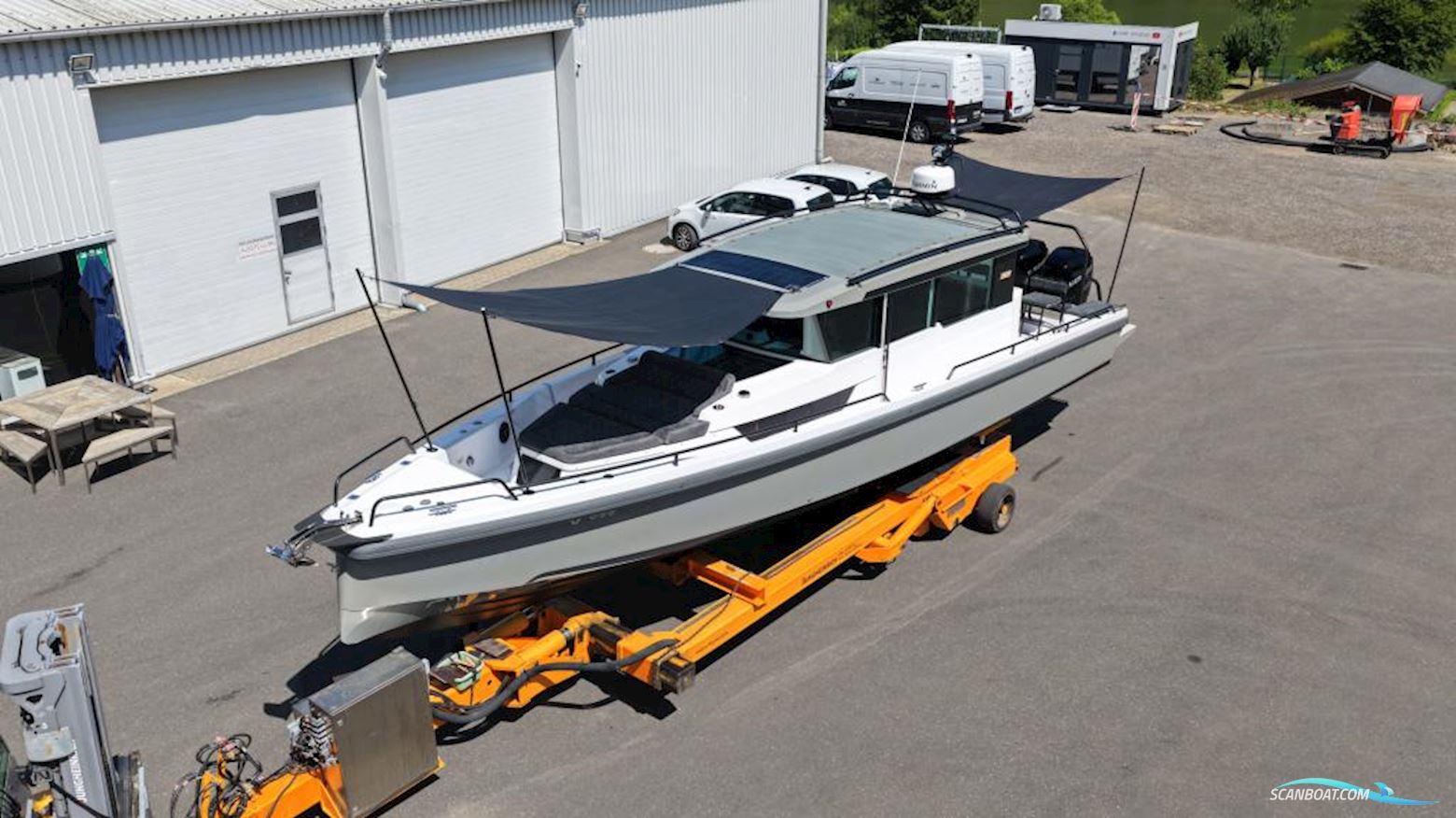 AXOPAR 37 Cross Cabin