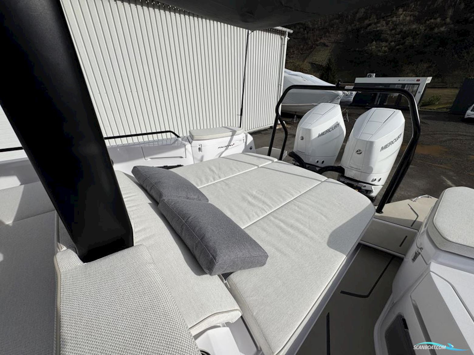 AXOPAR 37 Sun Top - Iconic Edition