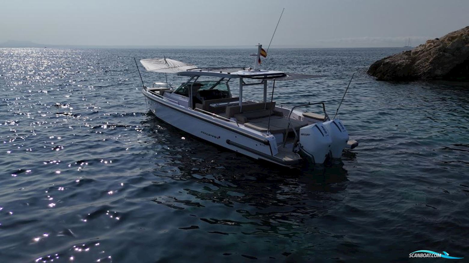 AXOPAR 37 Sun-Top - reserviert