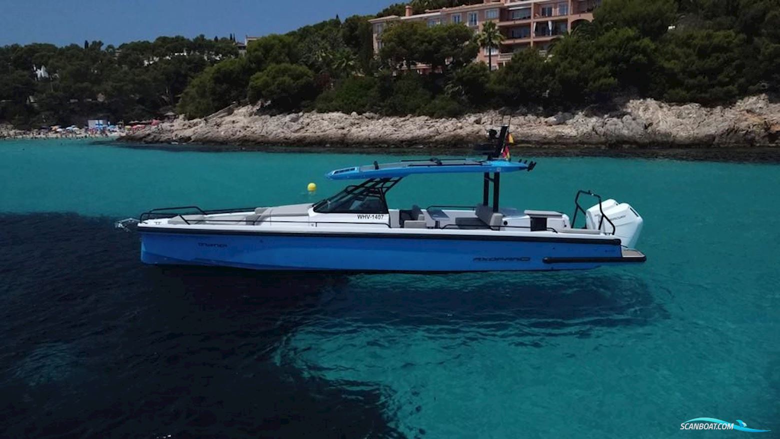 Axopar 37 Sun Top Brabus Motorbåt 2020, med Mercury Verado V8 300 motor, Frankrike