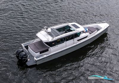 Axopar 37 XC Cross Cabin Motorbåt 2018, med Mercury L6 300hp motor, Estonia