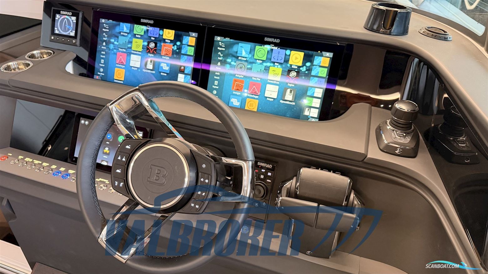 Axopar 45 Cross Cabin