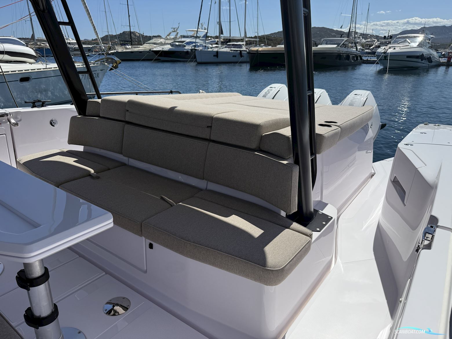 Axopar 45 Sun-Top