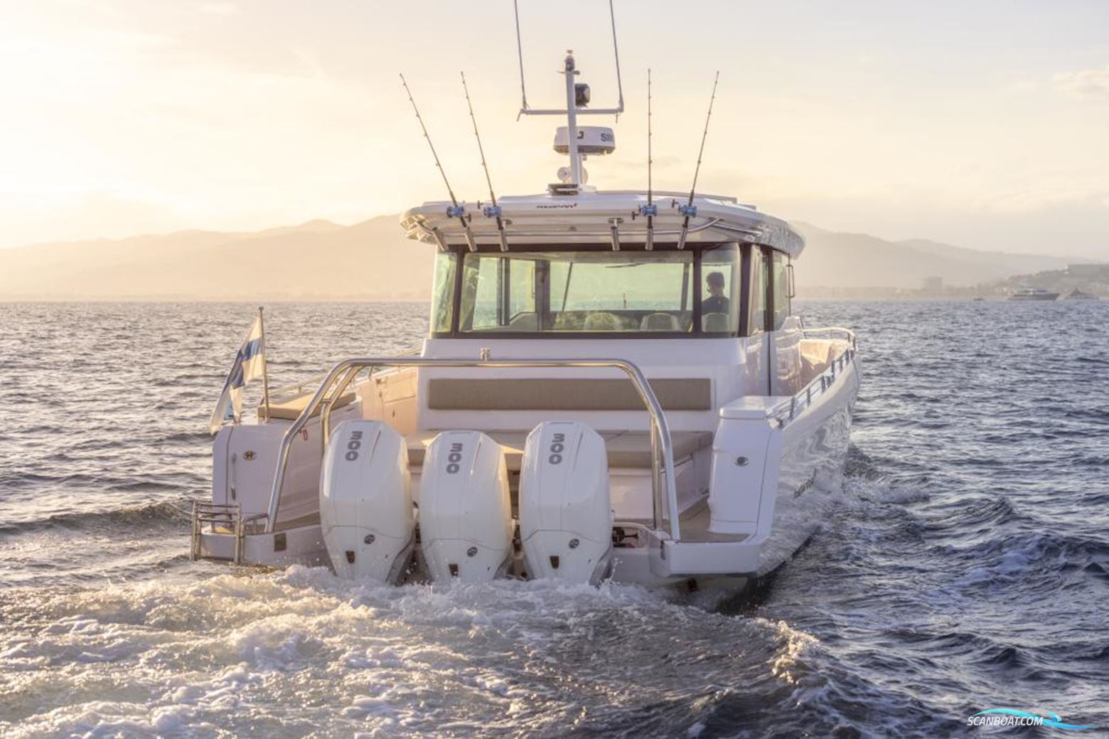 Axopar 45 XC Cross Cabin