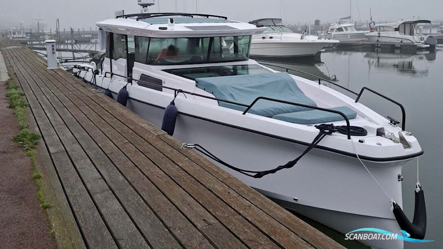 Axopar 45 XC Cross Cabin