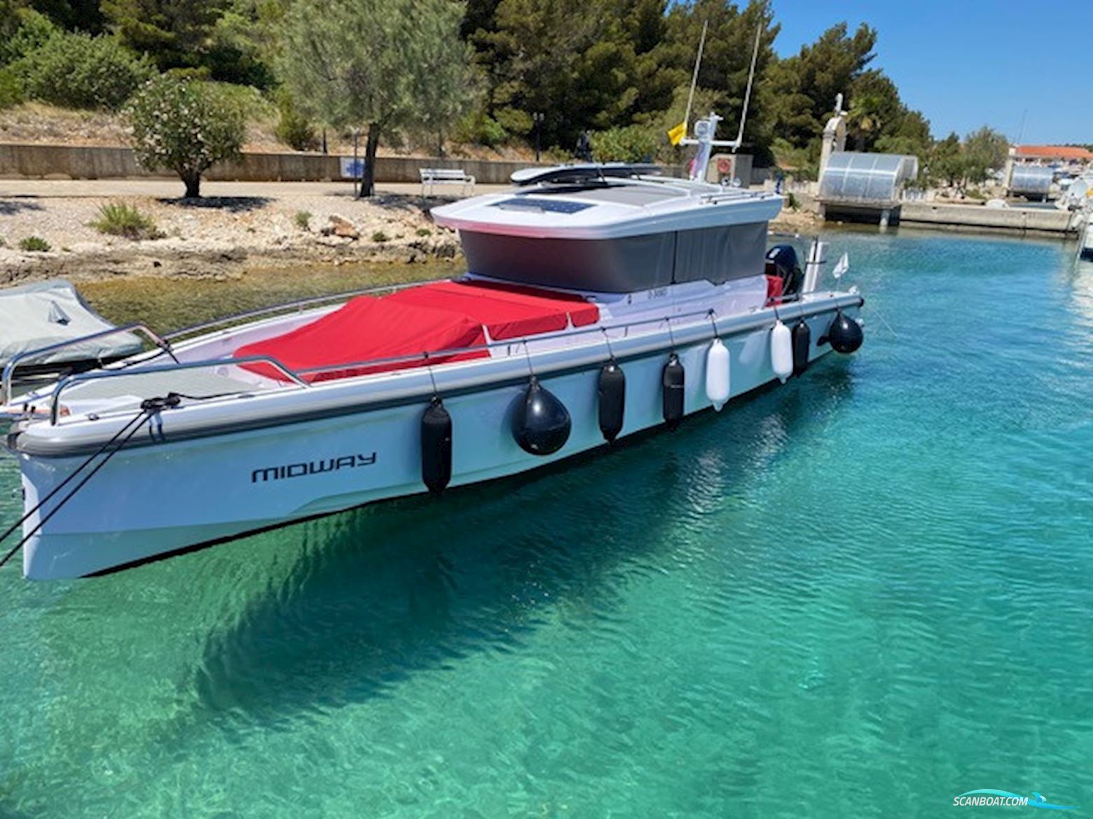 Axopar Cross Cabin 37 XC Motorbåt 2021, med Mercury 300 V8 Verado Amds motor, Kroatien
