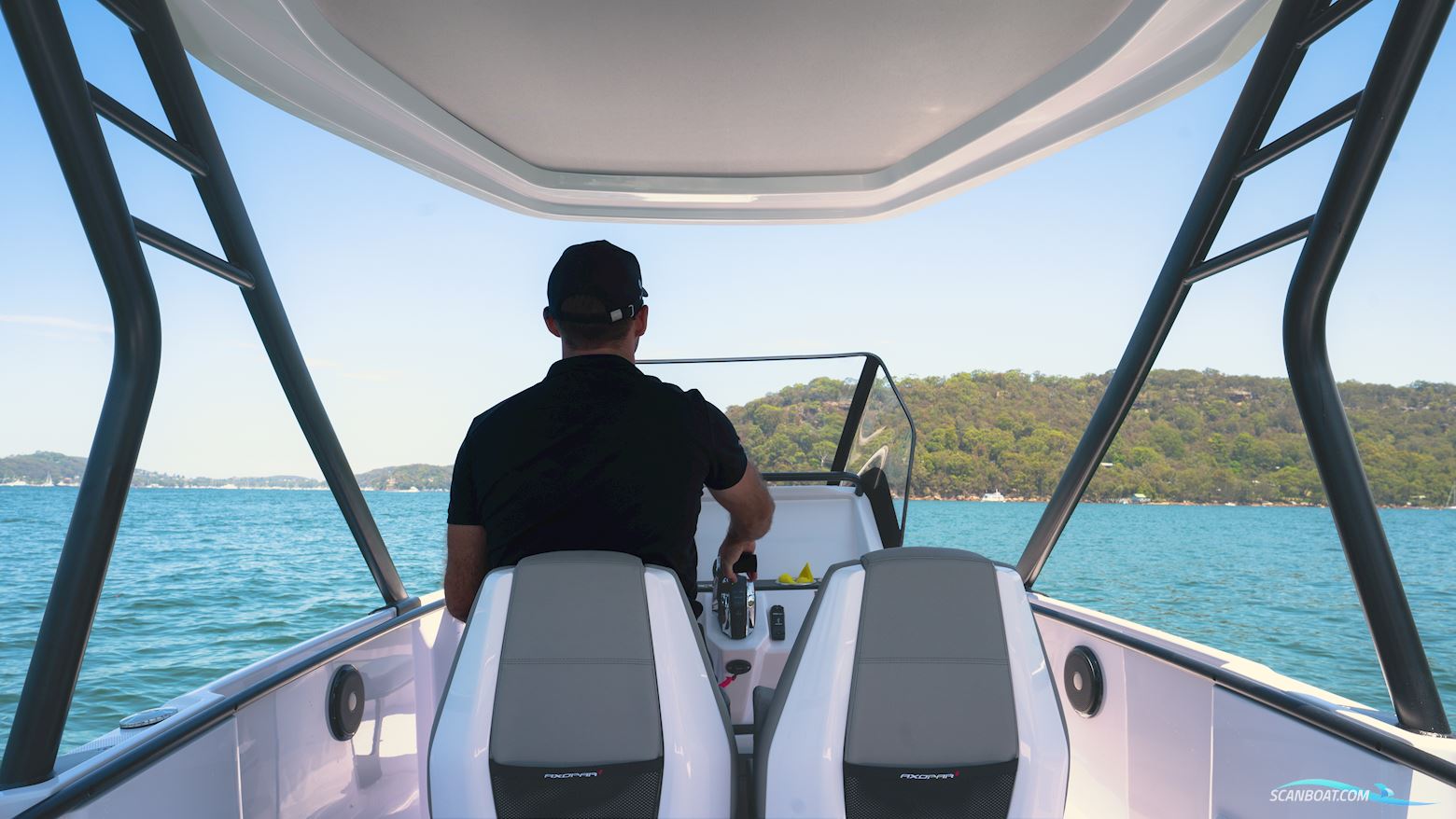 Axopar Yachts 22 T-Top