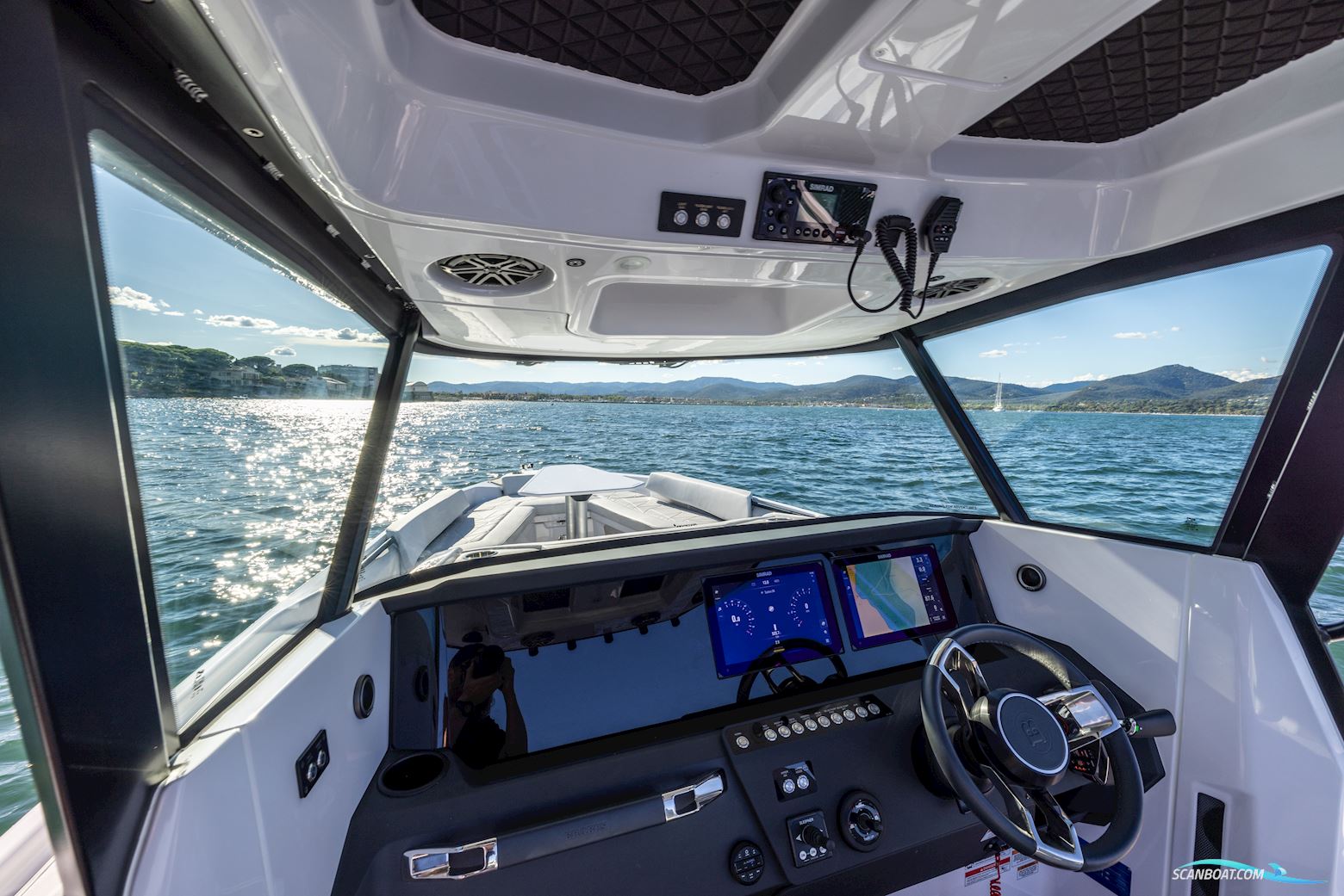 Axopar Yachts 29 CXX