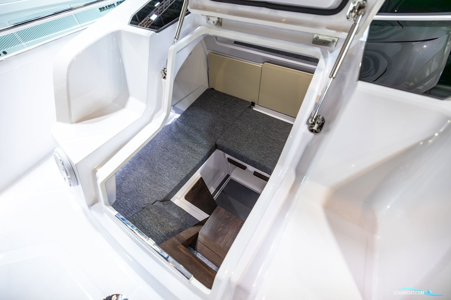 Axopar Yachts 29 Sun Top Mediterrana Edition