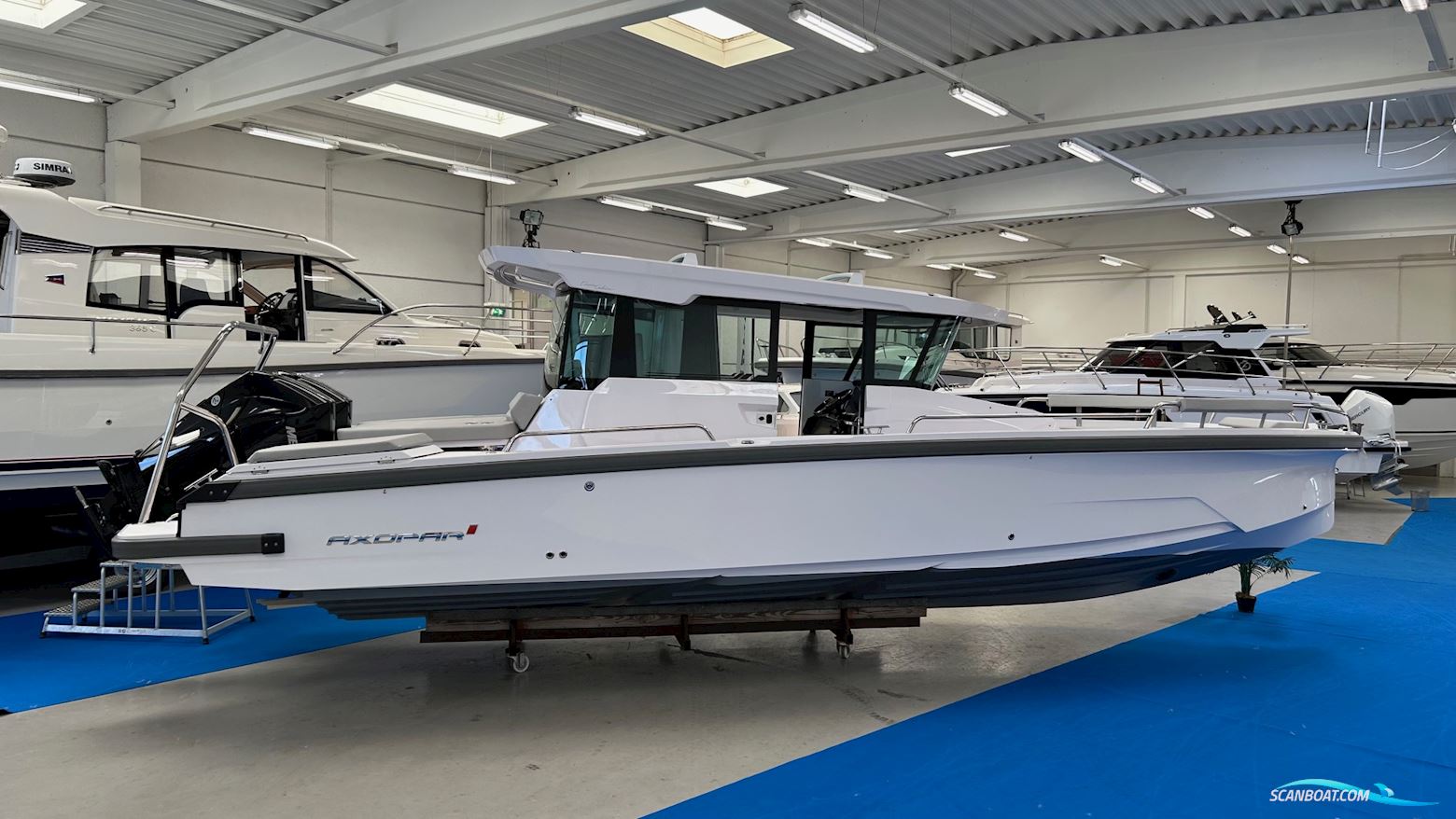 Axopar Yachts 29 XC Cross Cabin