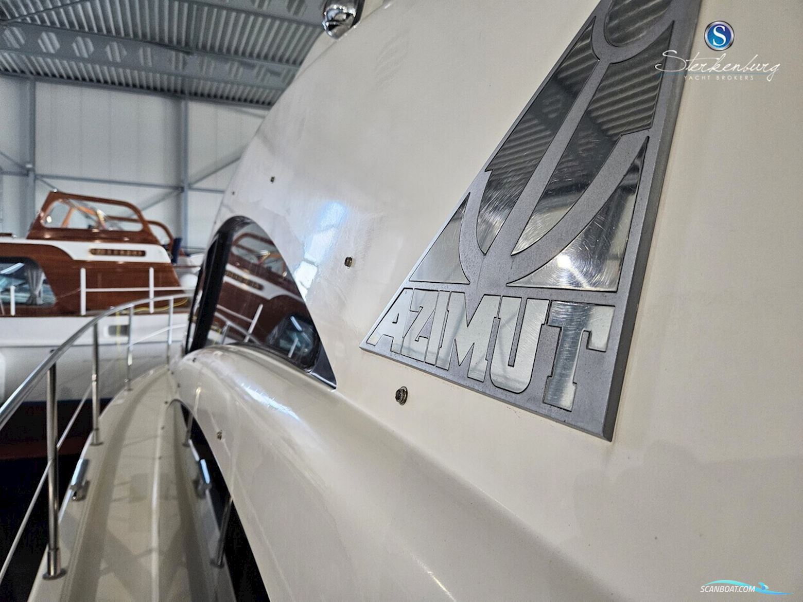 Azimut 42