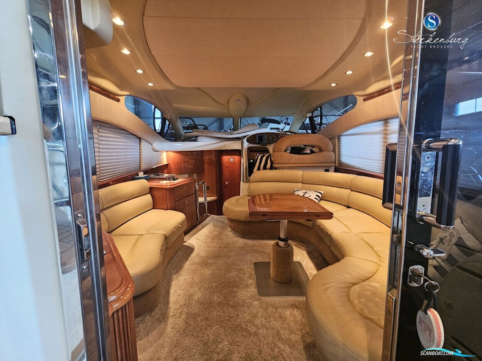 Azimut 42