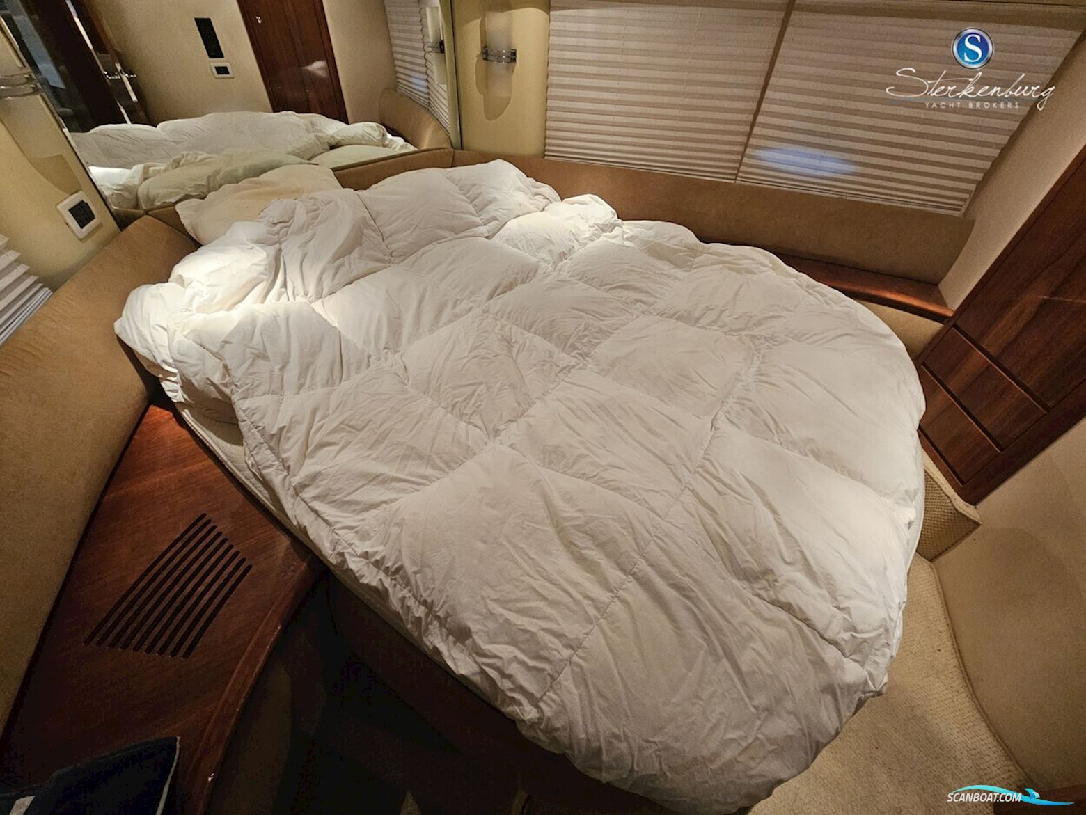 Azimut 42