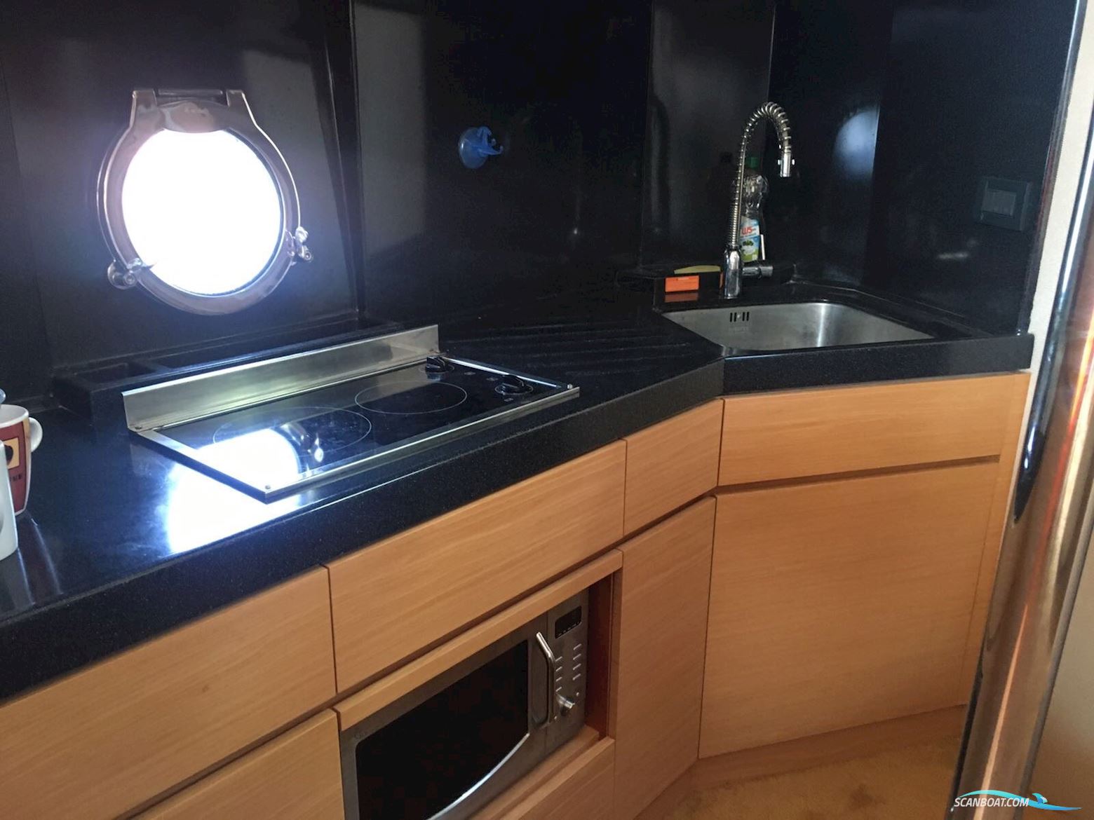 Azimut 43 Fly - BJ. 2007 - Nur 400 Bstd