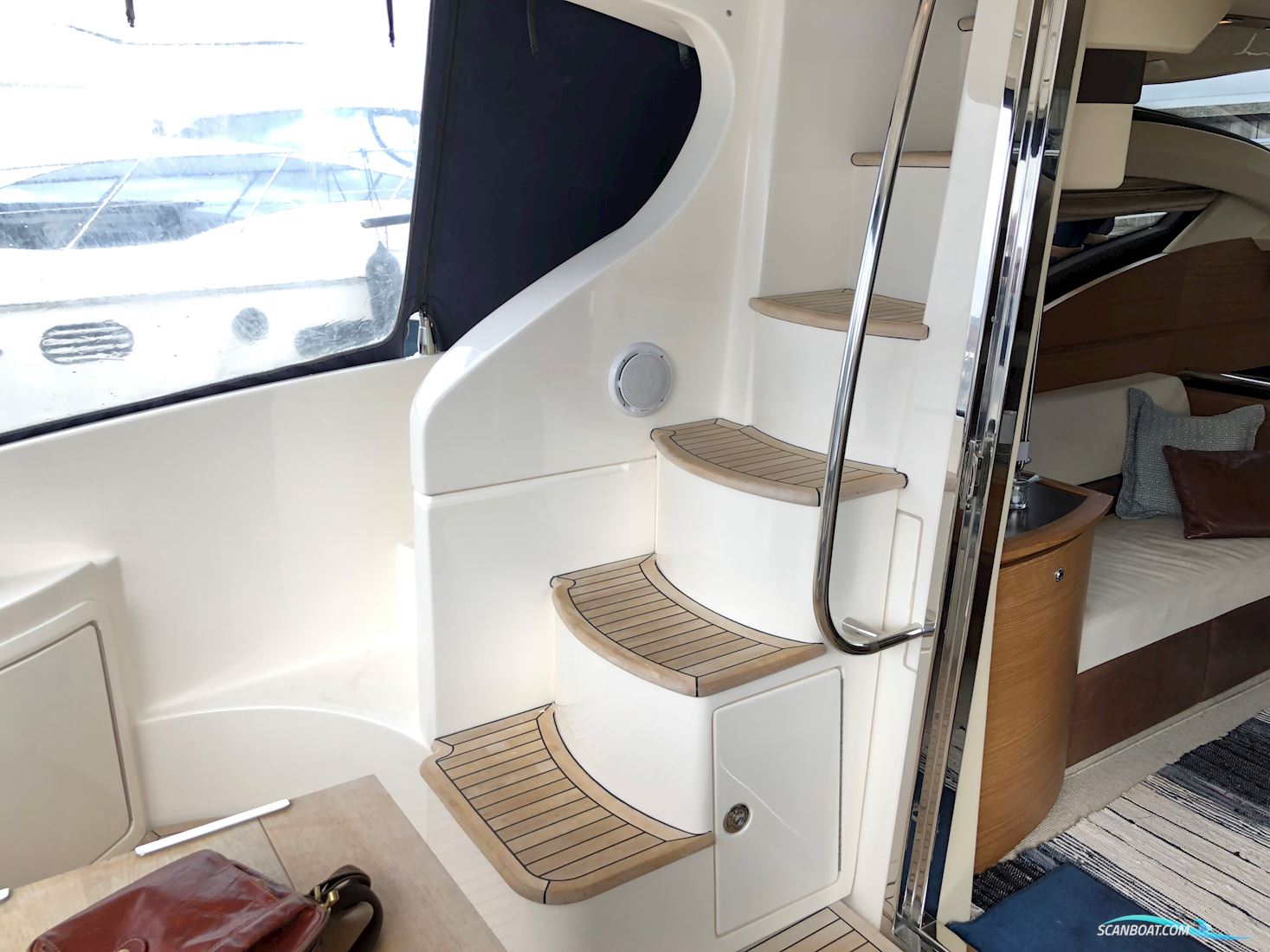 Azimut 43 Fly