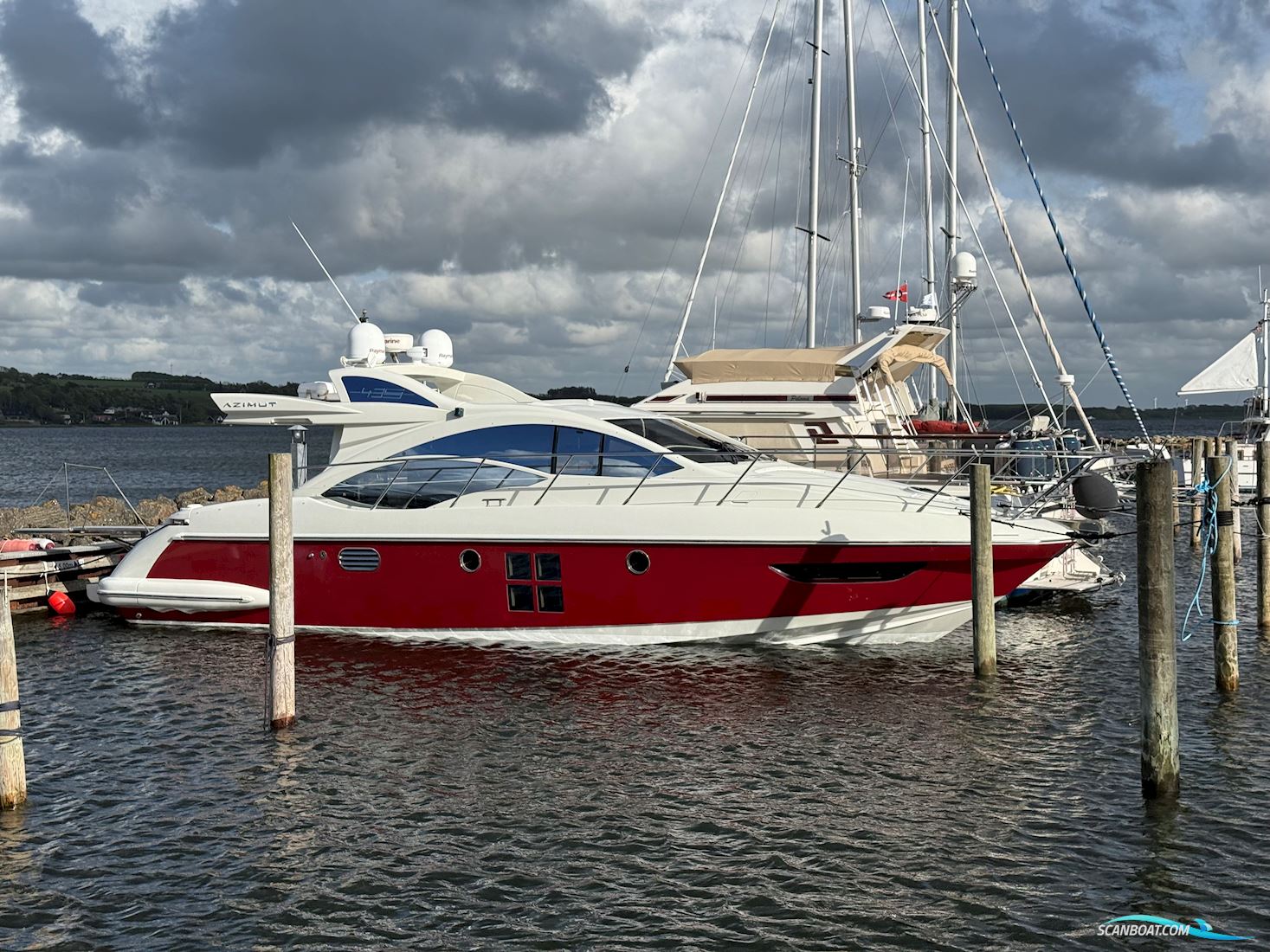 Azimut 43 S