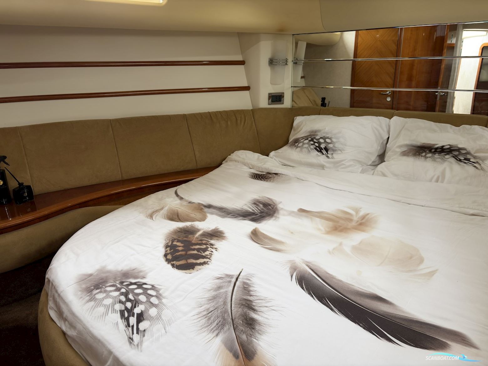 Azimut 46 Fly