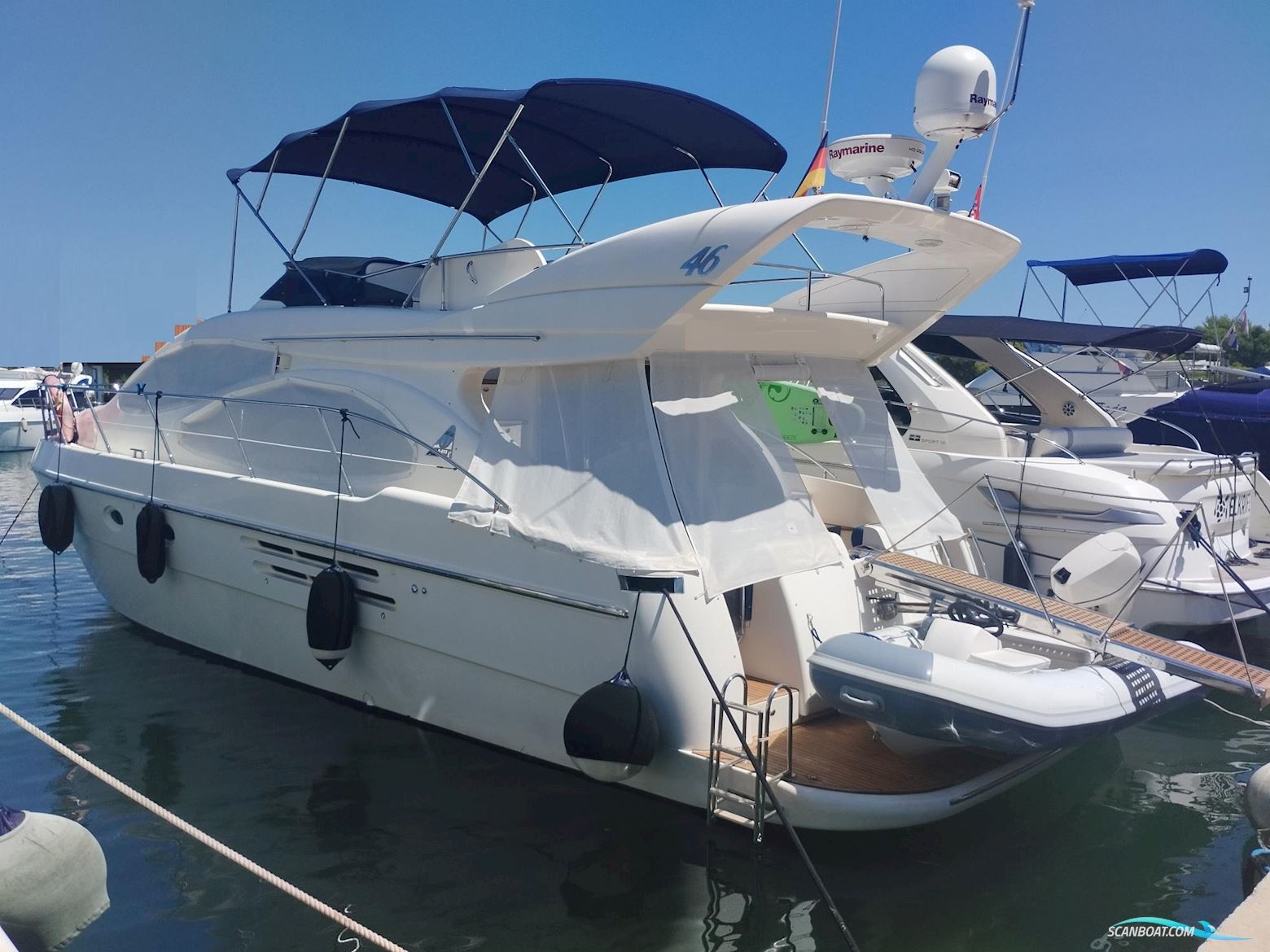 Azimut 46 Motorbåt 2001, med Caterpillar 3126 DITA motor, Kroatien