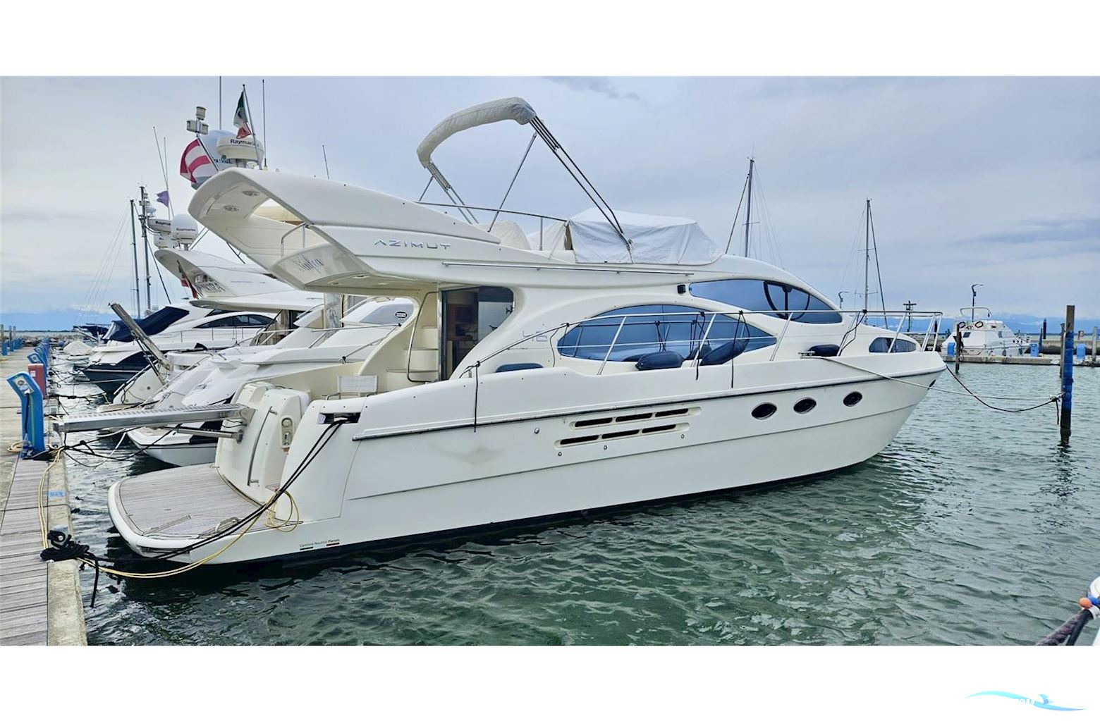 Azimut 46