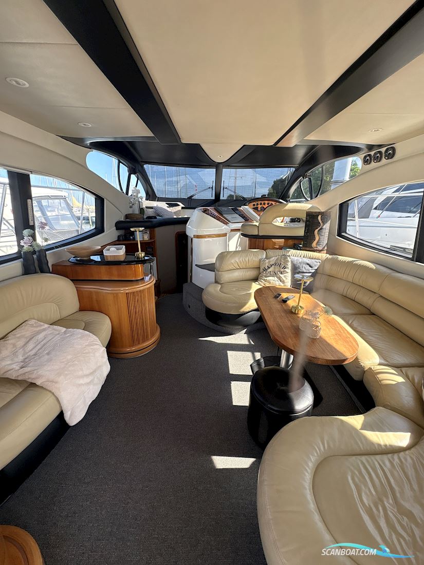 Azimut 46