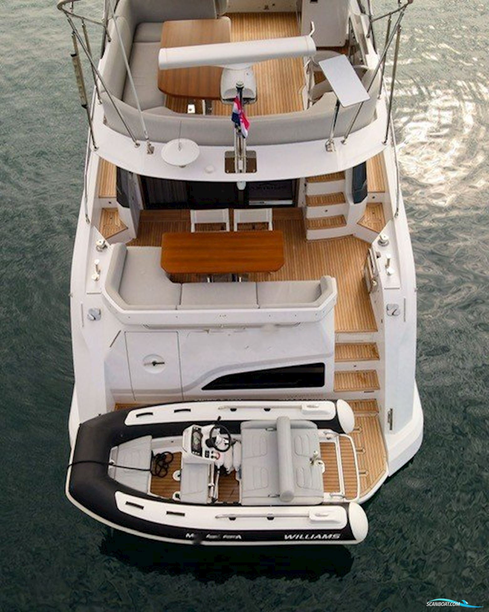 Azimut 53 FLY