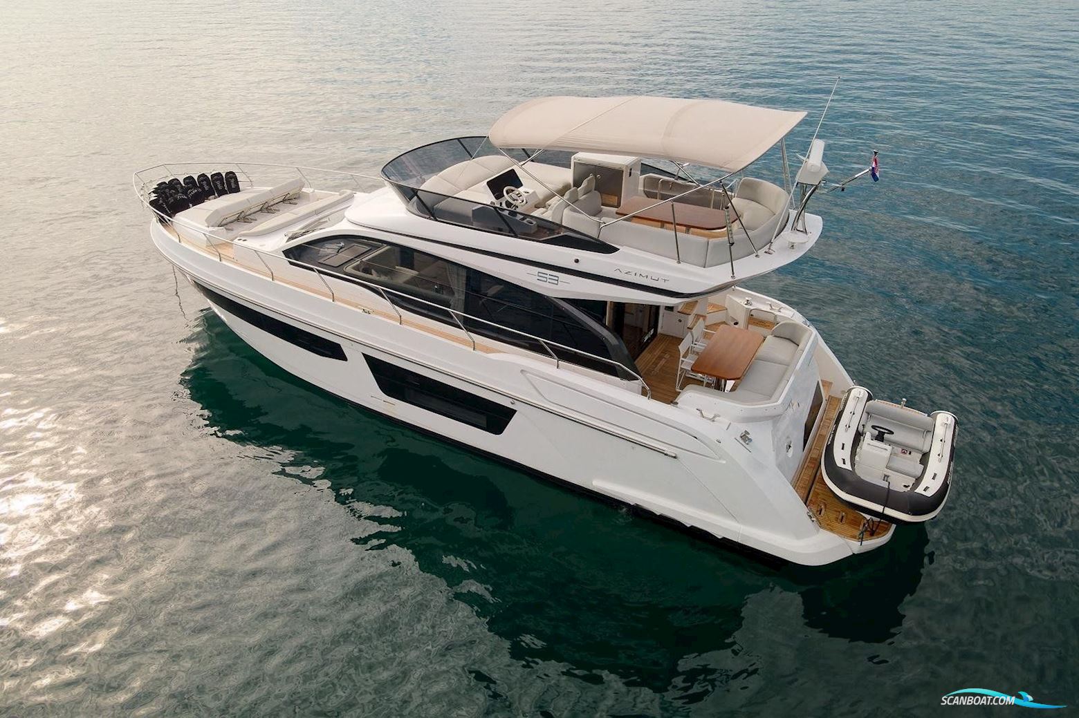 Azimut 53 Fly