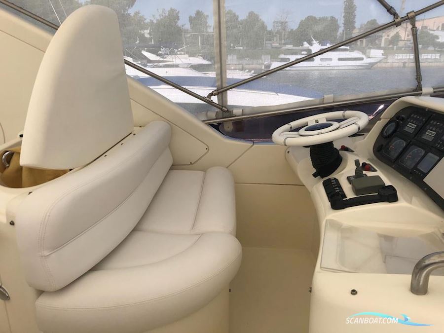 Azimut 55 Fly
