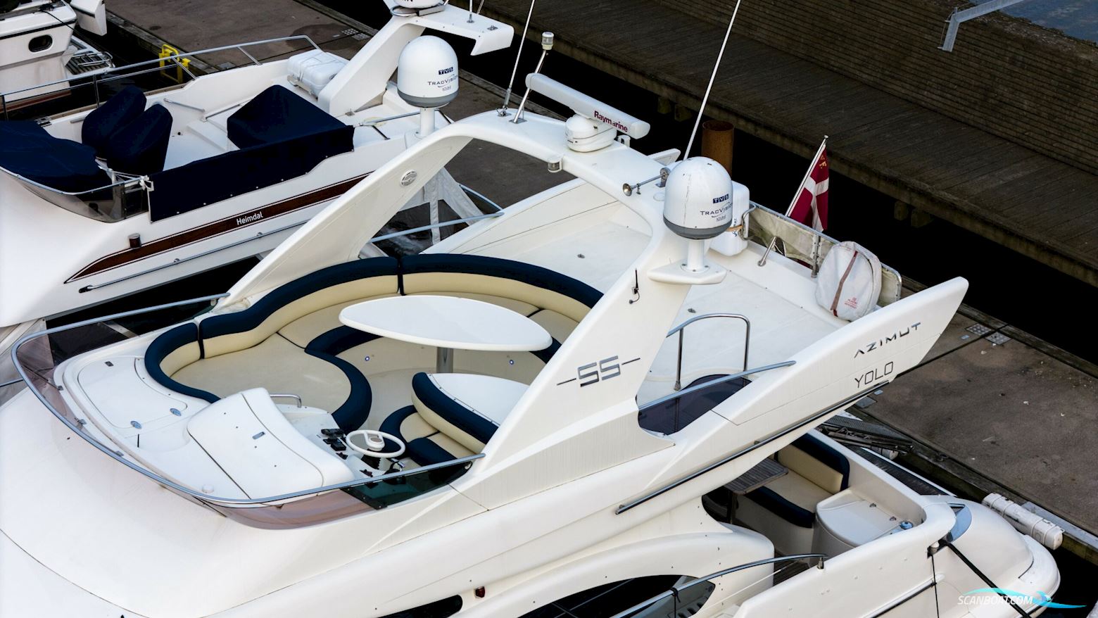 Azimut 55