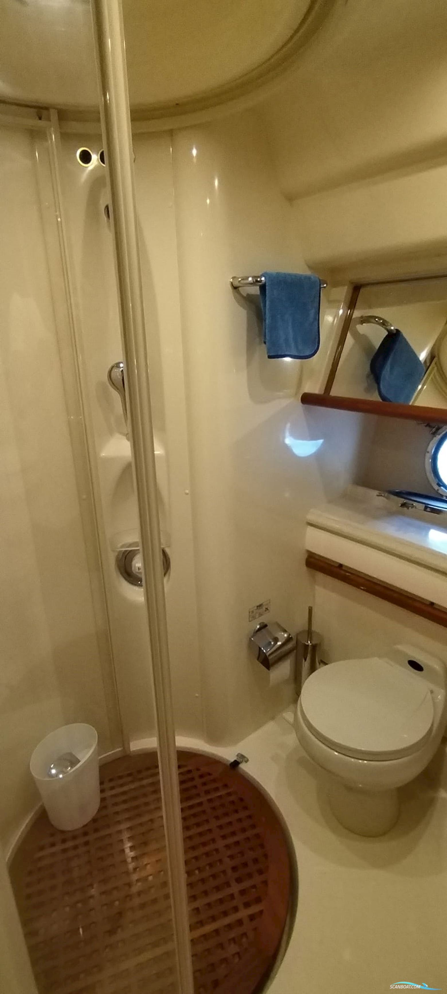 Azimut 55