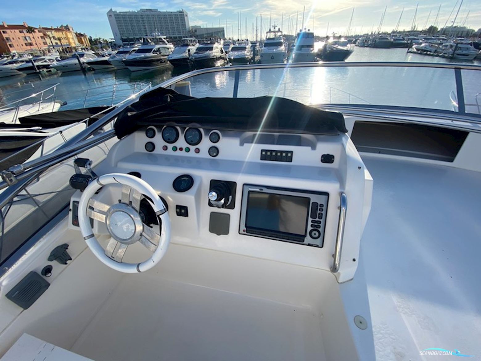 Azimut 60 Fly