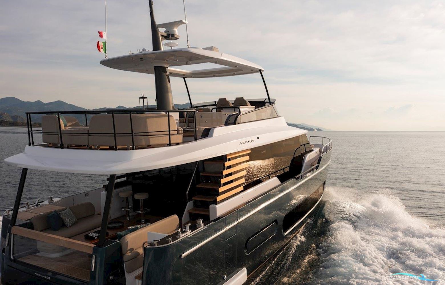 Azimut 60 Magellano