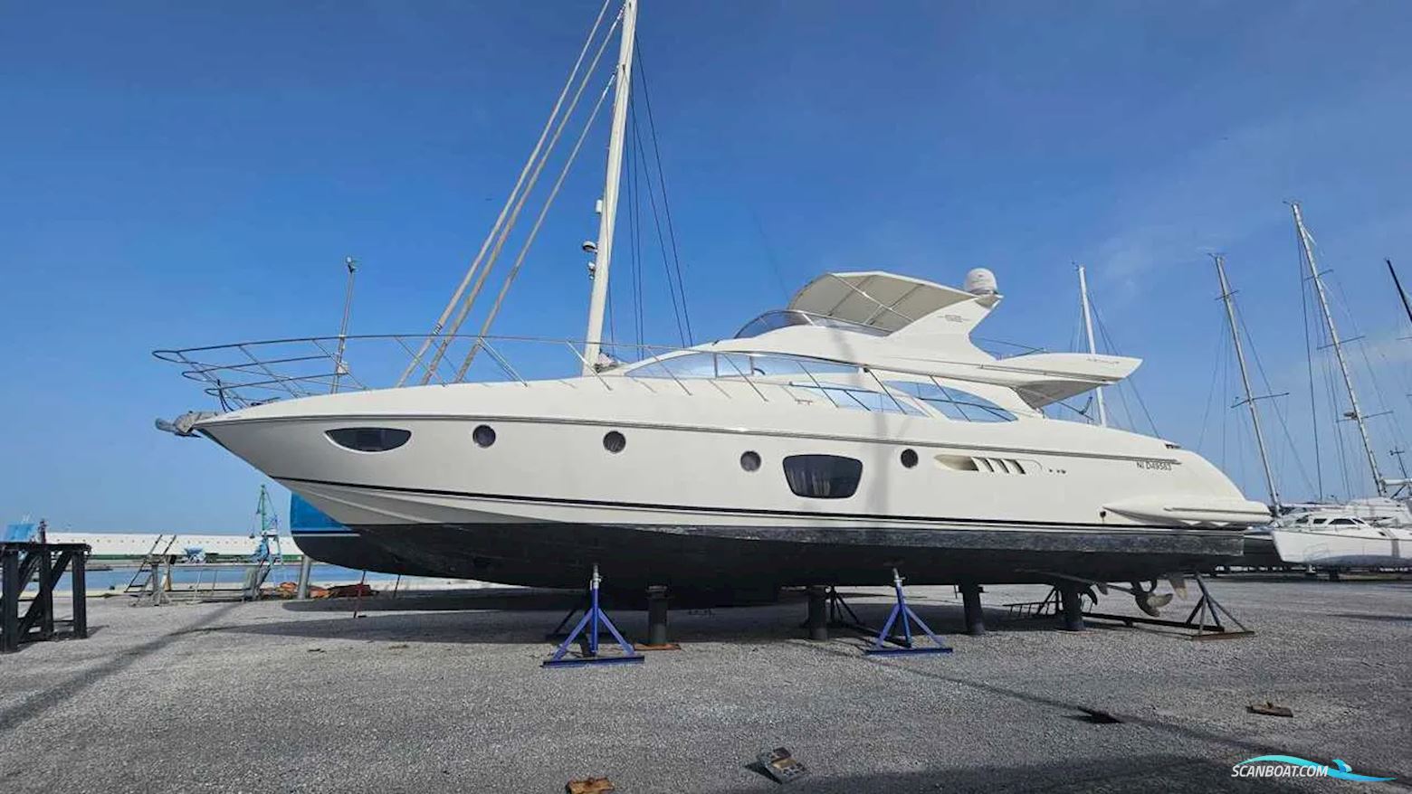 Azimut 62 Evolution Motorbåt 2007, med Caterpillar motor, Frankrike