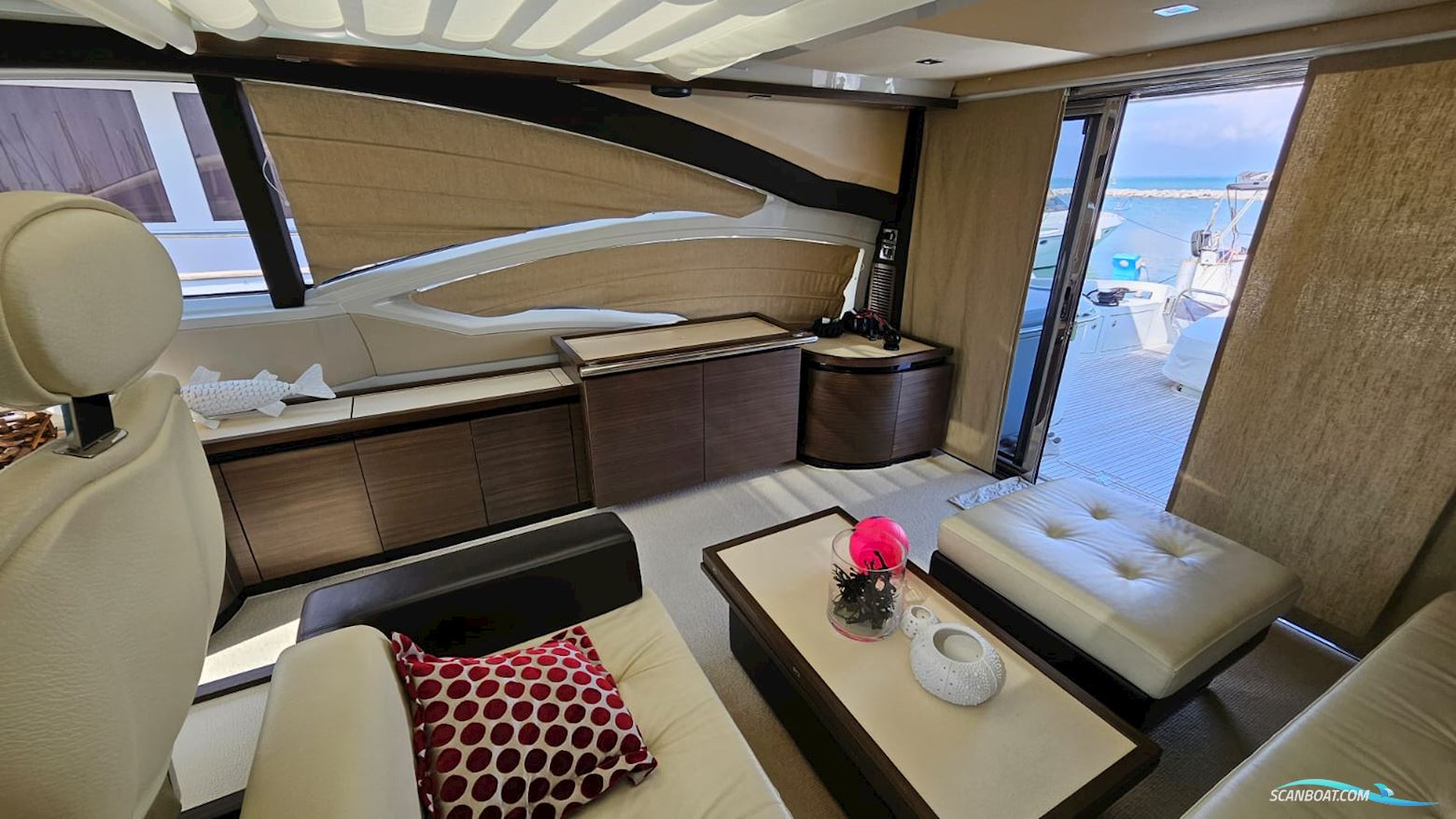 Azimut 62S