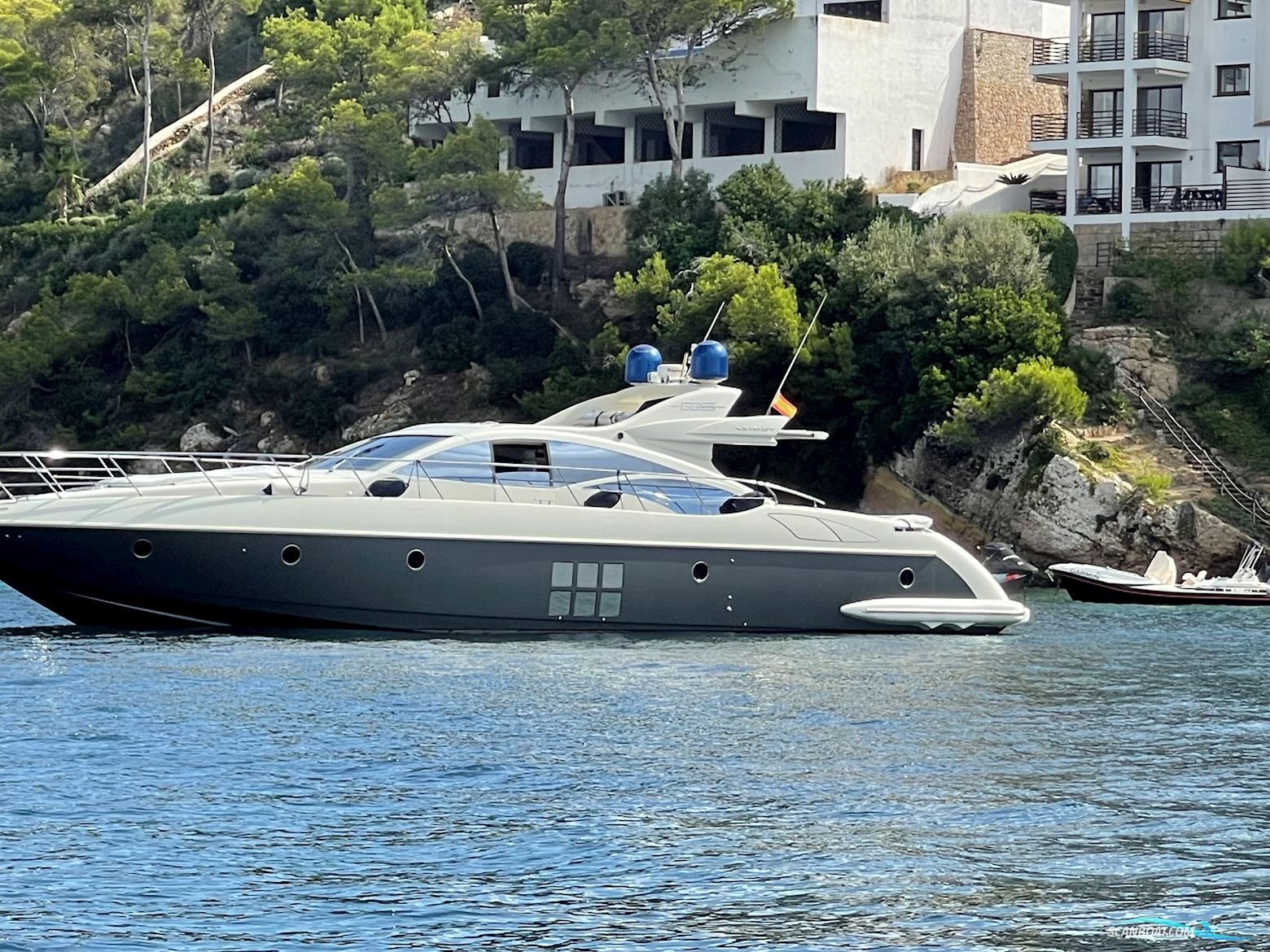 Azimut 68 S