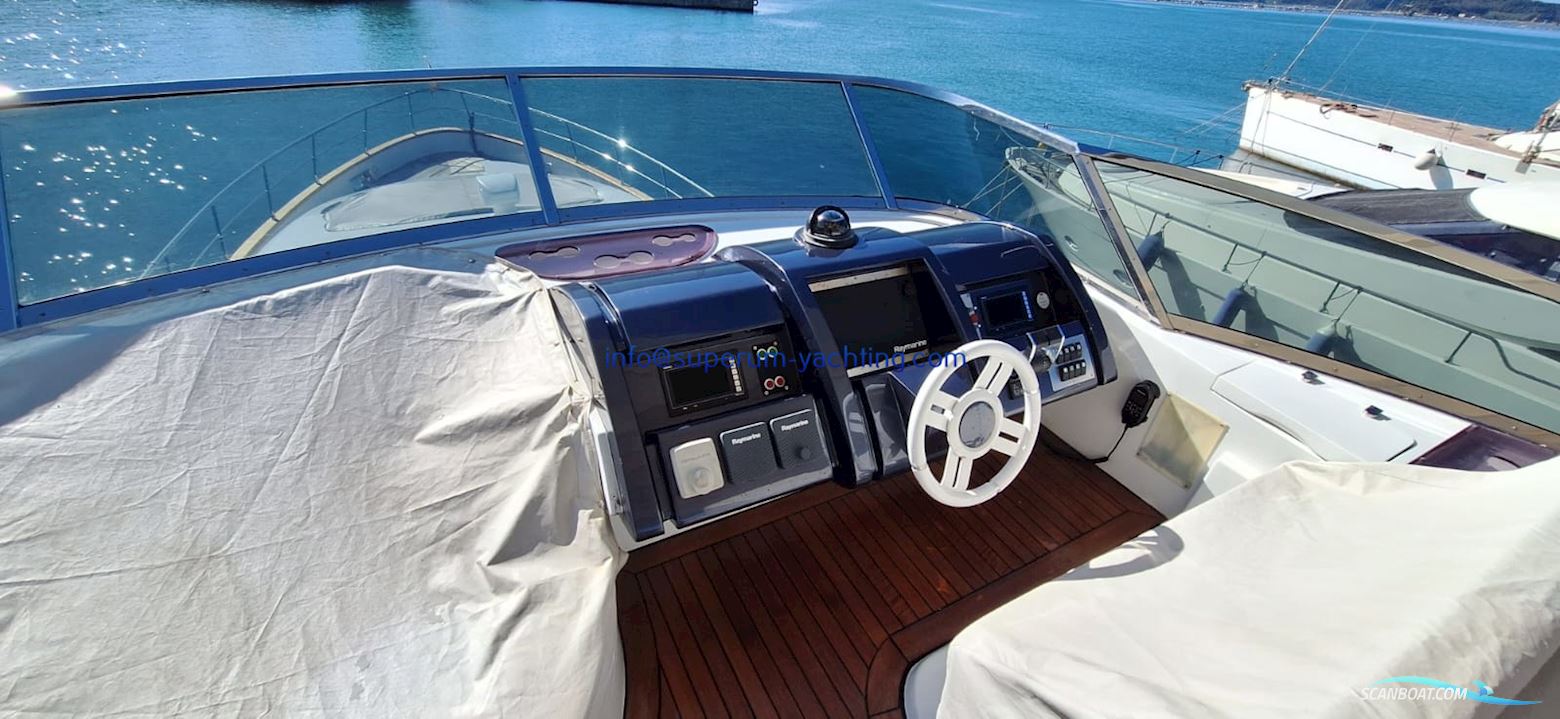 Azimut 75