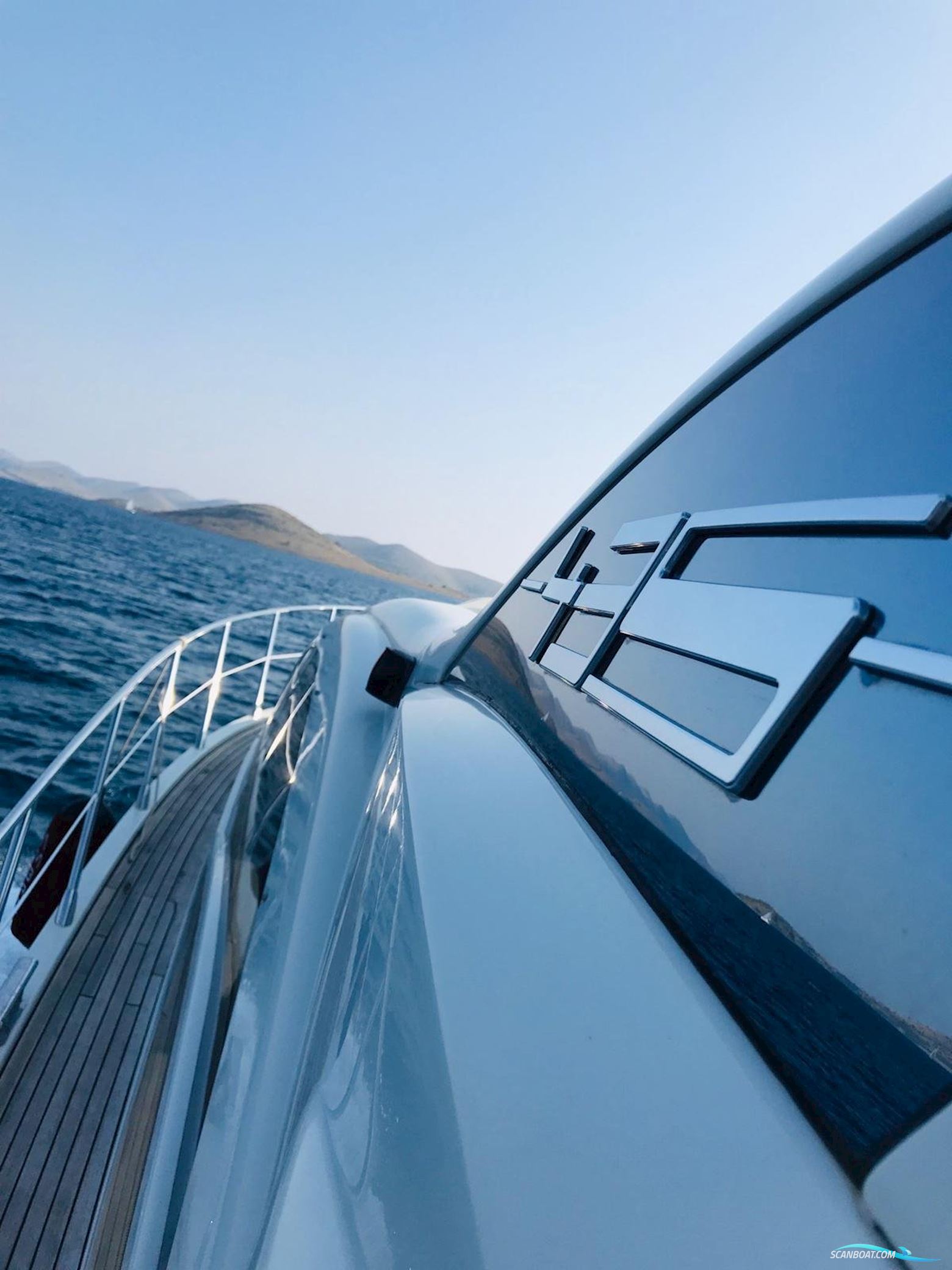 Azimut S 43