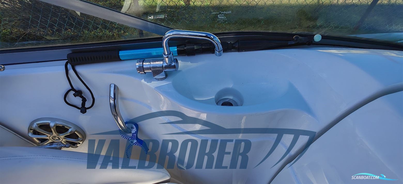 Azure Boats AZ 258 BR