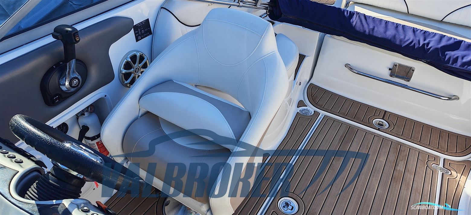 Azure Boats AZ 258 BR
