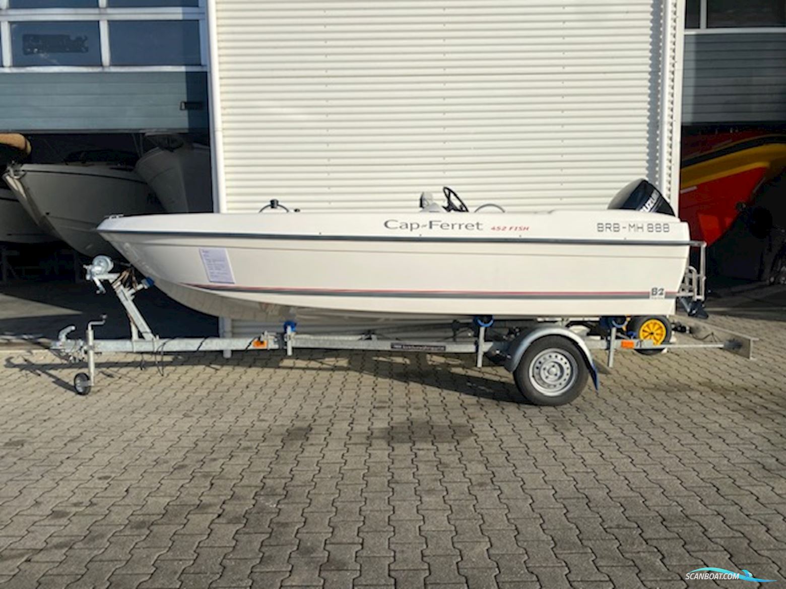 B2 MARINE Cap Ferret 452