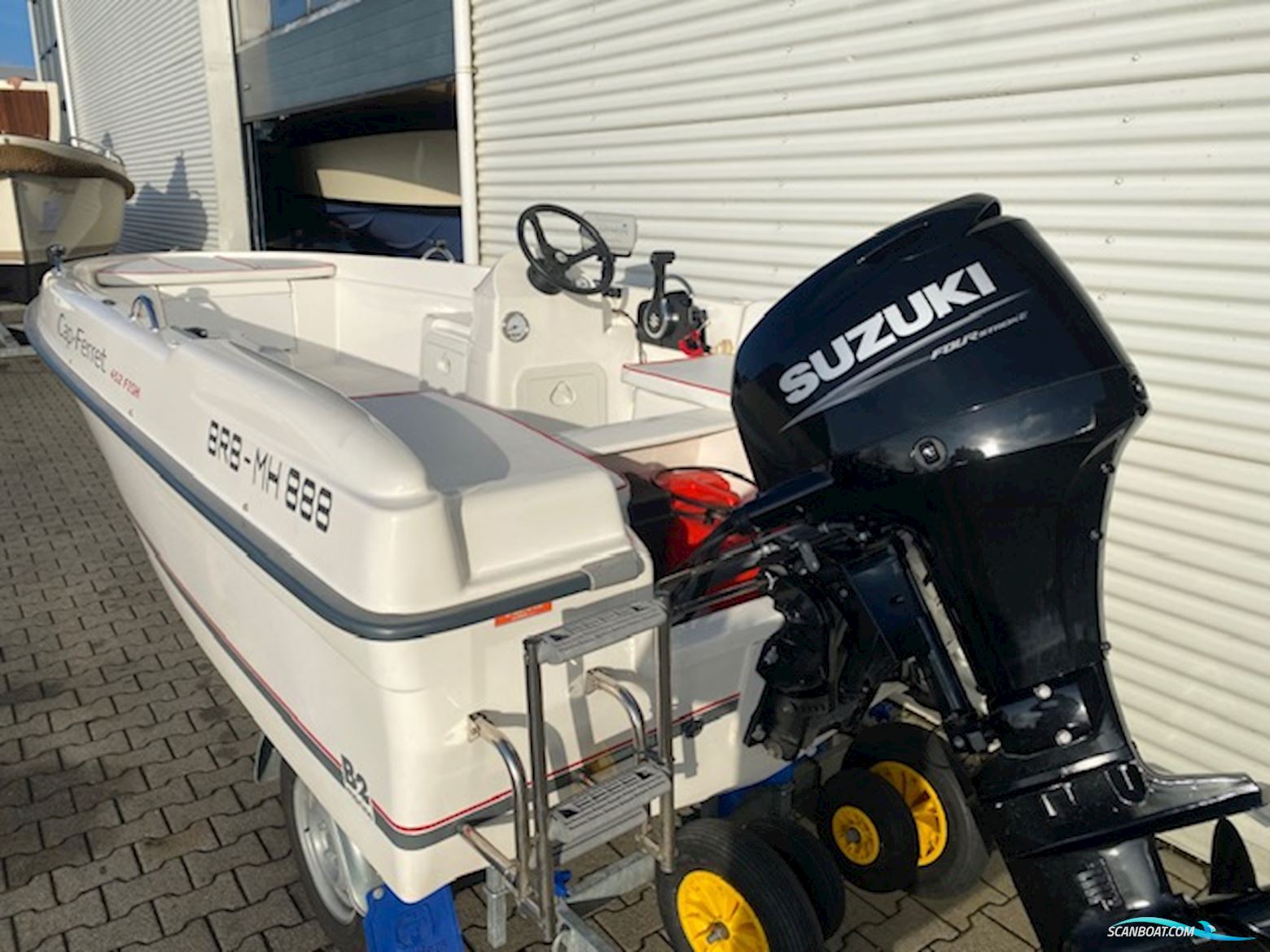 B2 MARINE Cap Ferret 452