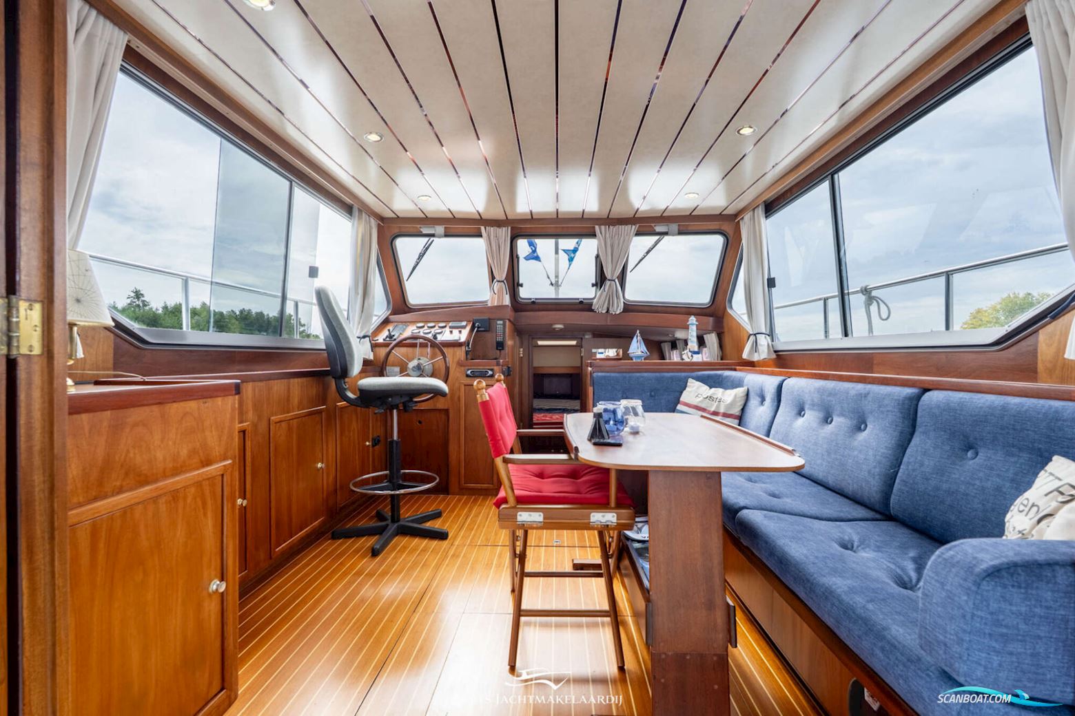 Bach Yacht 35 OK