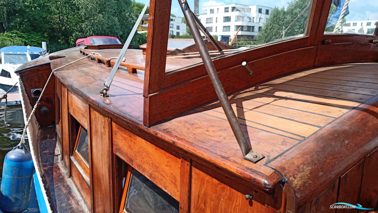 Backdecker