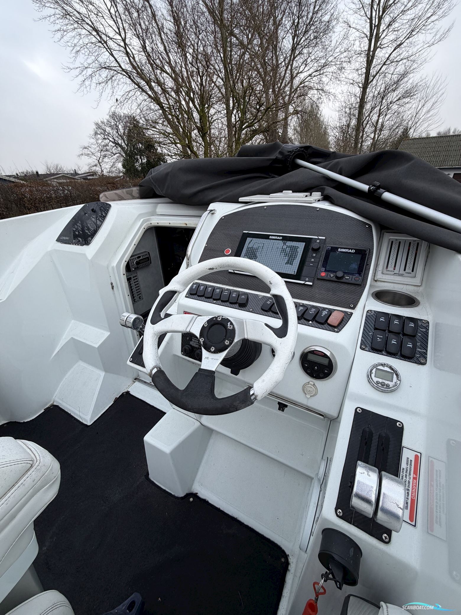Baja Outlaw 35