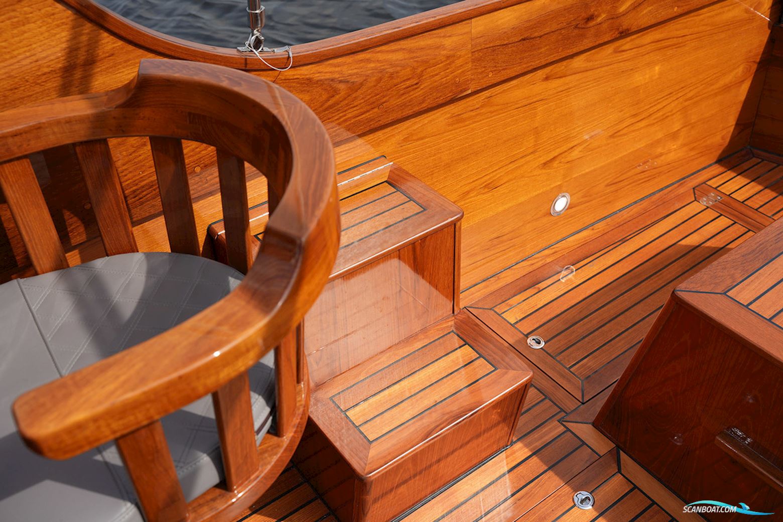 Bakdek Kruiser Motorjacht