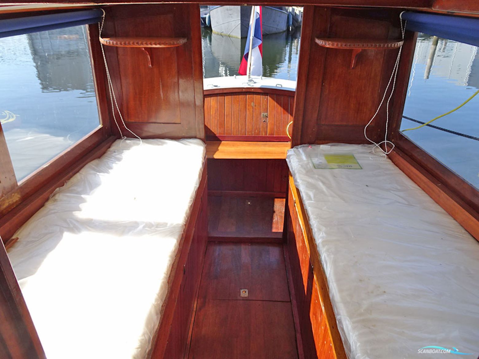 Bakdeksalonkruiser 11.20