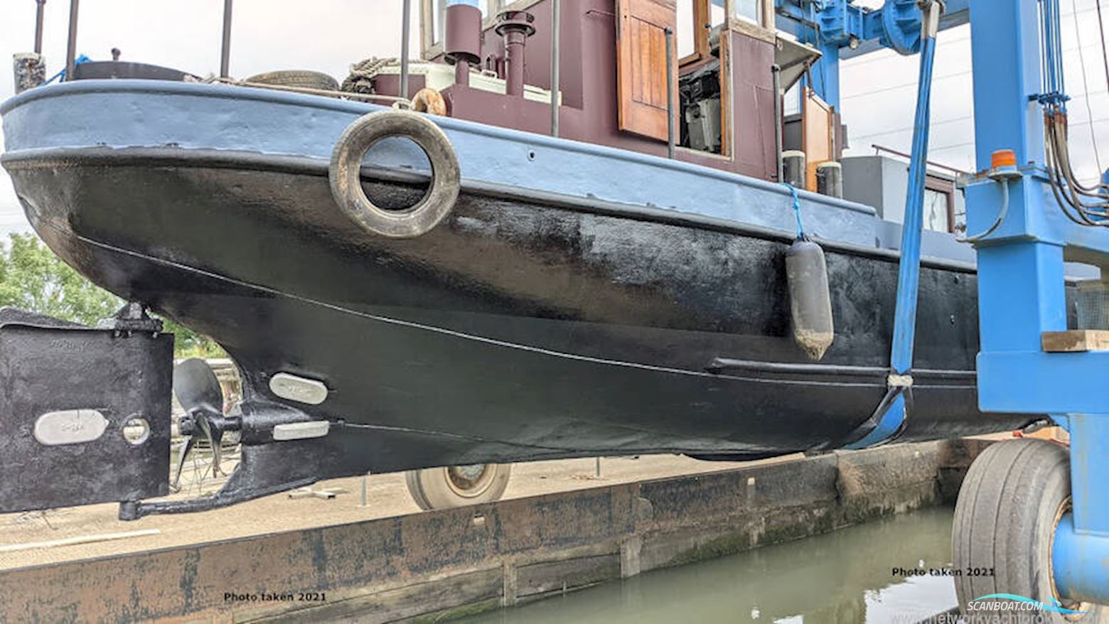 Barge Dutch Bunker