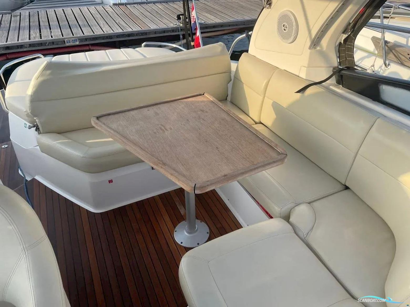 Bavaria 32 Sport - 2013