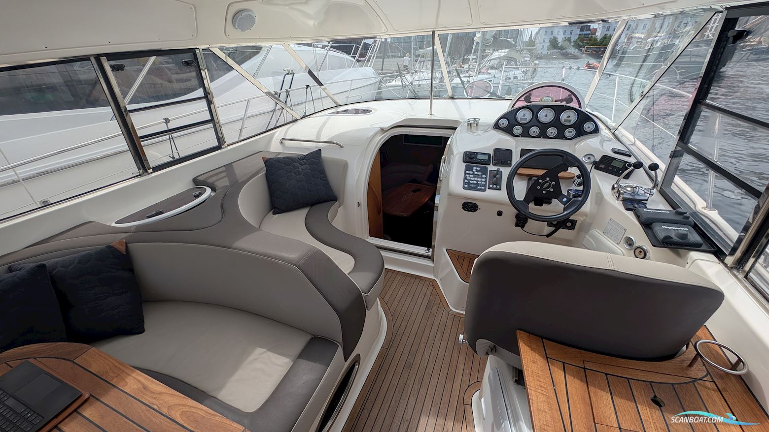 Bavaria 37 HT