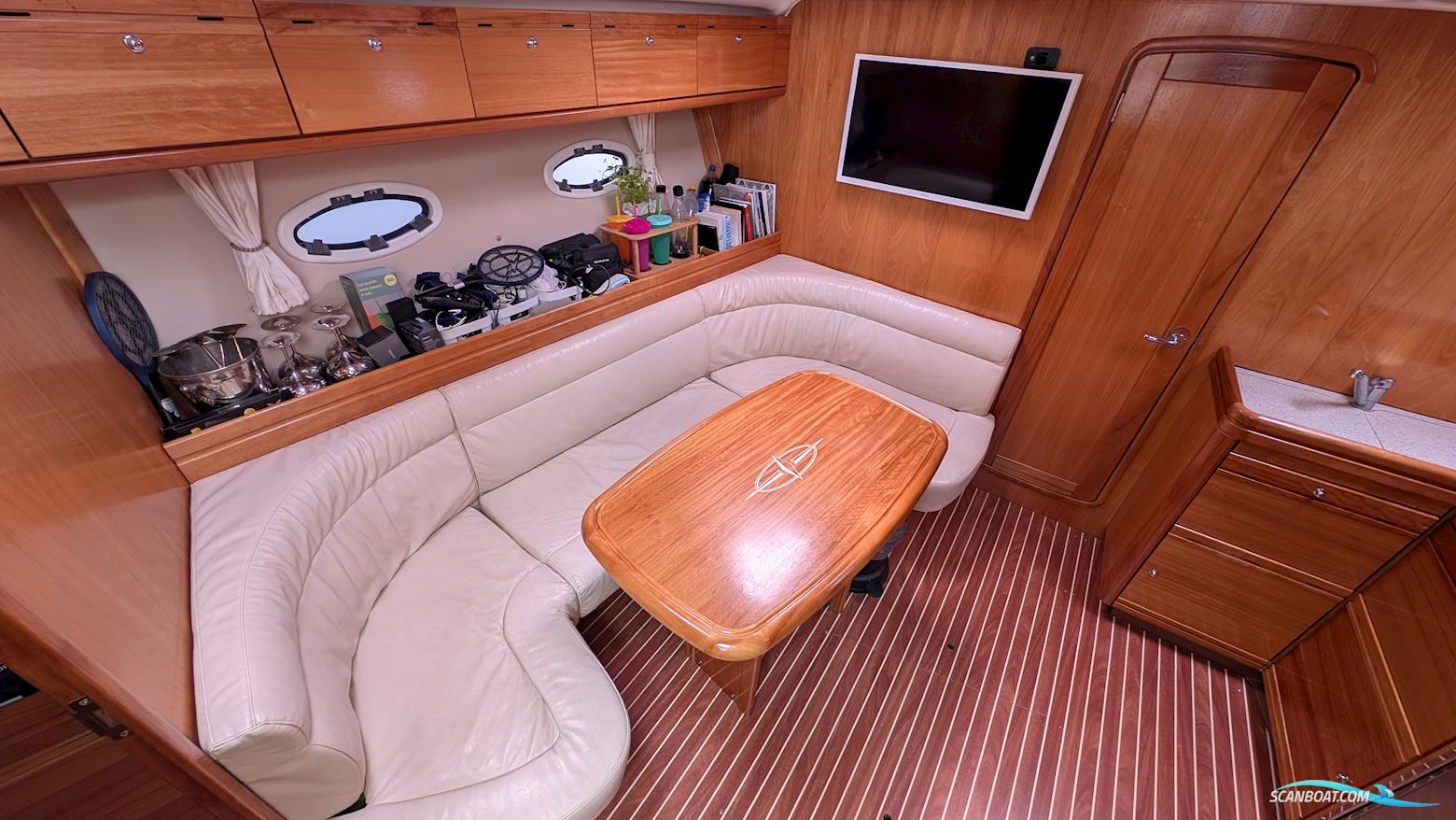 Bavaria 37 HT