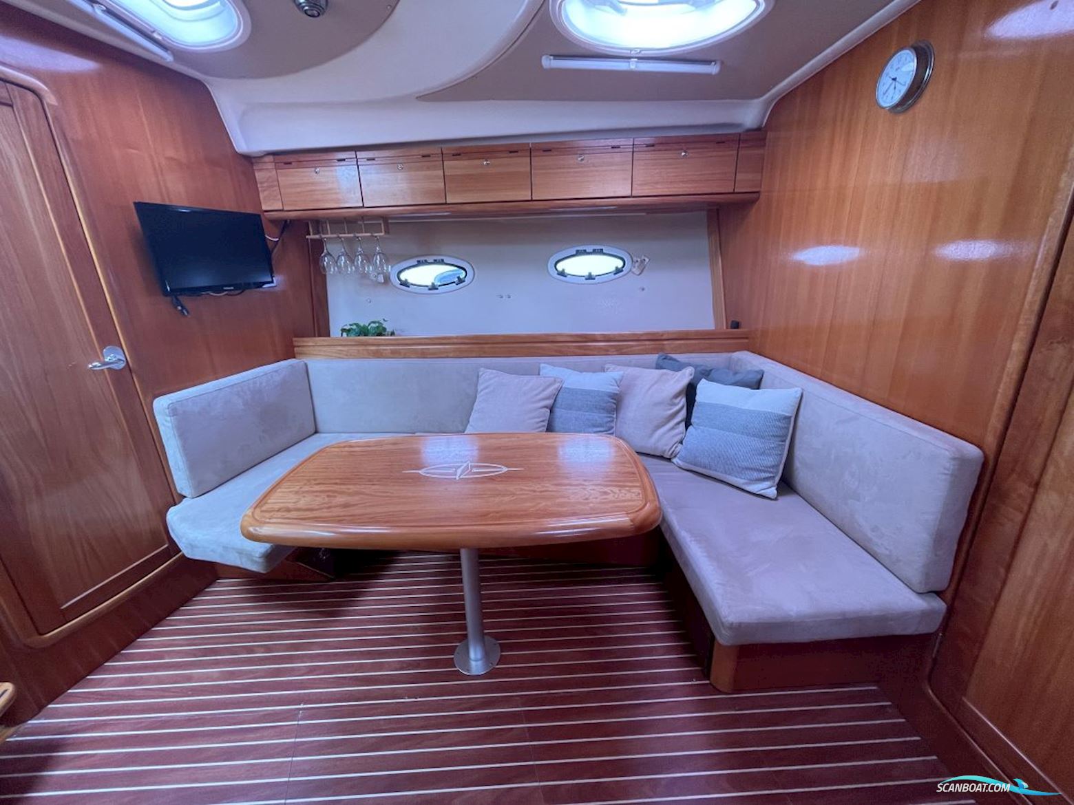 Bavaria 37 Sport